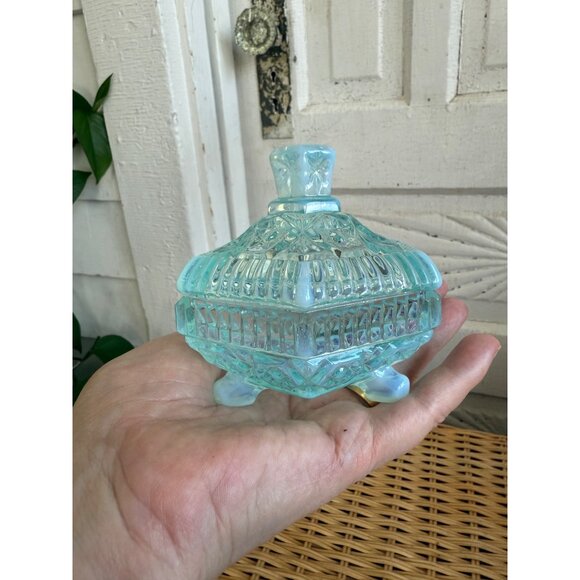 Vintage 50's Fenton Glass Hobstar Blue Opalescent Hexagon Footed Trinket Box - Picture 9 of 9